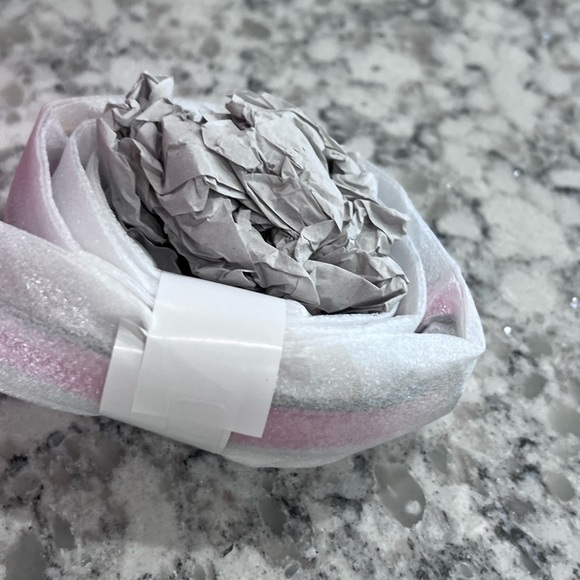 Pink MK Leather Mini Purse with handles and attachable shoulder strap - Picture 5 of 5